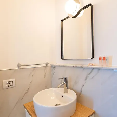 Moderno Bilocale Sui Navigli - Mirable Pm Daire *